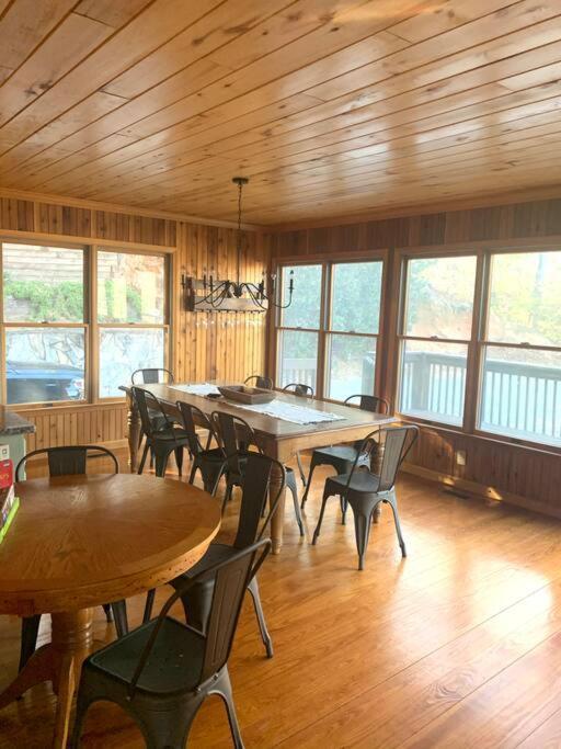 Lure Me Inn - Walk To All Resort Amenities Lake Lure Esterno foto